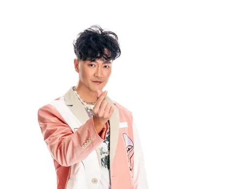 林俊逸人生重大日子不見趙詠華　敲木魚誦經祝自己生日快樂