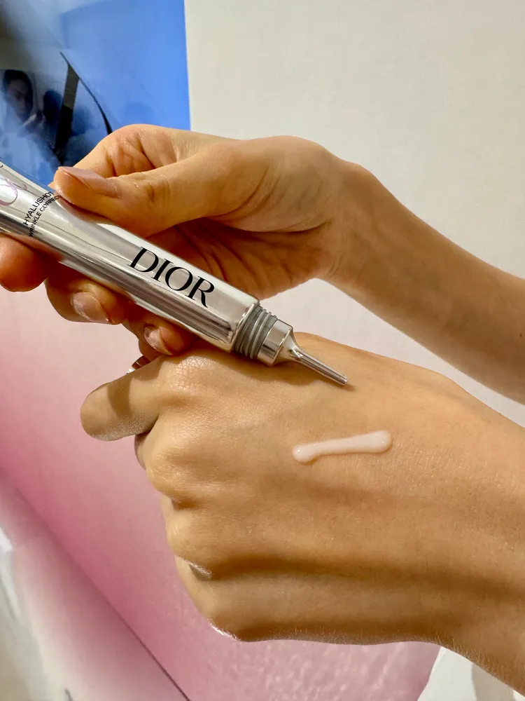 Dior逆時能量超擊抗皺筆質地。張家玲攝