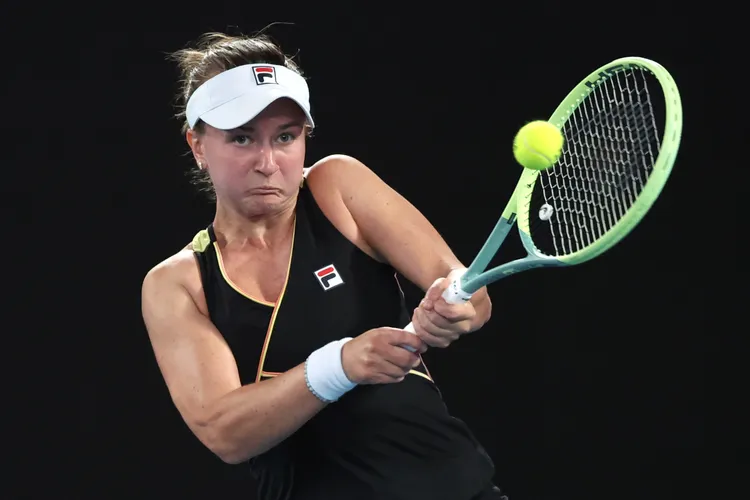 捷克女將卡雷茨科娃敗給莎芭蓮卡。美聯社