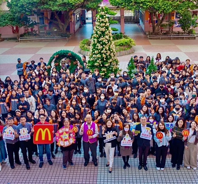 麥當勞與莊敬高職推動產學攜手合作已7年。翻攝畫面