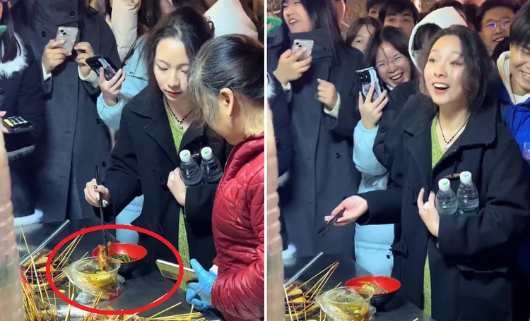 正妹當場跟闆娘清點麻辣燙的價錢（左圖），正妹獲勝後露出燦笑，也讓網友歪樓（右圖）。翻攝微博/網易湖南長沙