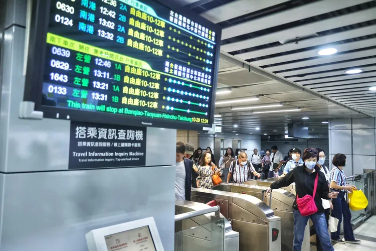 高鐵每月2次88折。資料照片，林林攝