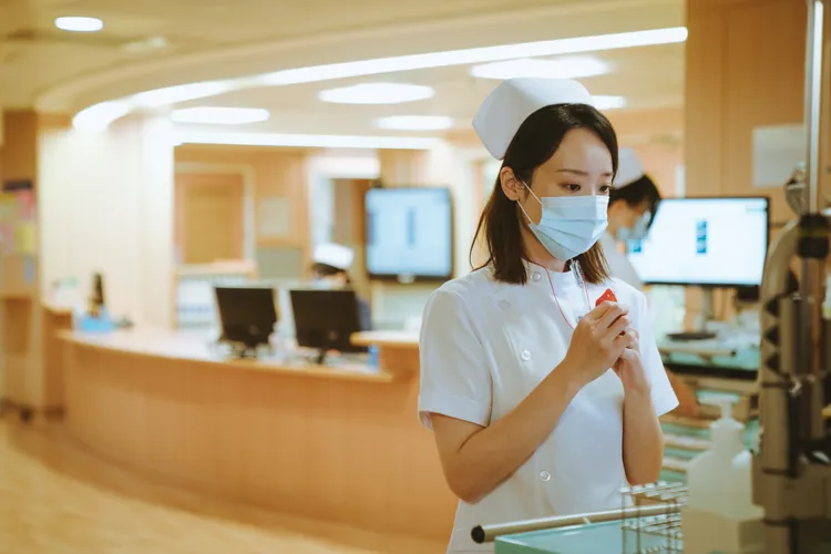 林子熙飾10B護理站邱馨慧護理師。大愛提供