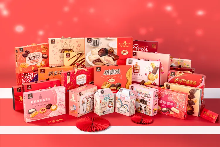 2024年龍年春節宏亞食品推出多達30款的春節禮盒。宏亞食品提供