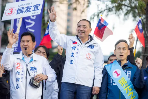 國民黨上午逾千個路口同步拜票　侯友宜回防新北比「OK」爭取支持