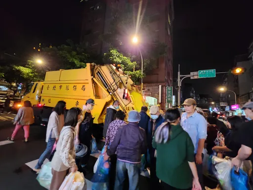 一圖看天龍國春節倒垃圾班表 即起年終掃除預約收大型家具