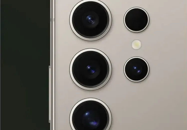 三星S24 Ultra。照片來源@i冰宇宙