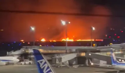 日航客機羽田機場起火爆炸 日媒:撞海上保安廳飛機「379人全脫逃」