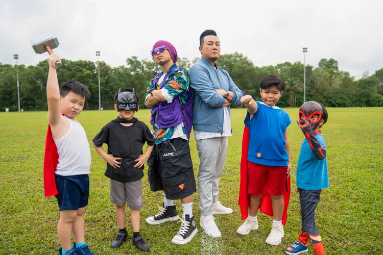 黃明志唱出兒時幻想當超級英雄的夢想。亞洲通文創提供