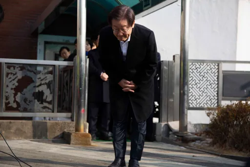 南韓反對黨領袖遇襲傷頸出院 嫌犯案動機曝:不想讓他當總統