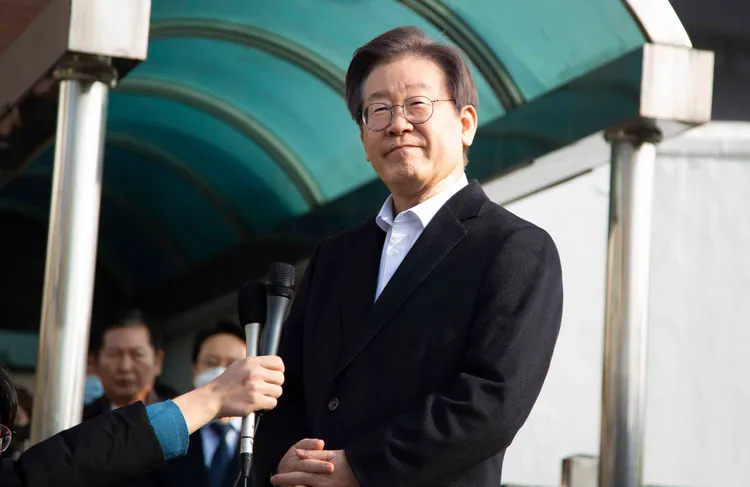 李在明今天出院。新華社