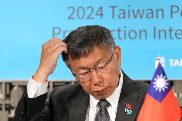 民眾黨總統候選人柯文哲，今天召開國際記者會。美聯社