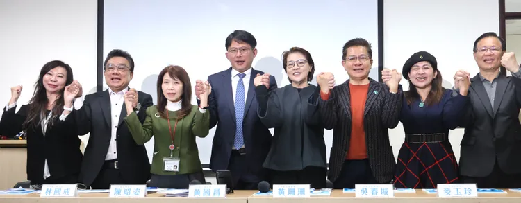 民眾黨8位不分區立委當選人成國會關鍵少數。林林攝