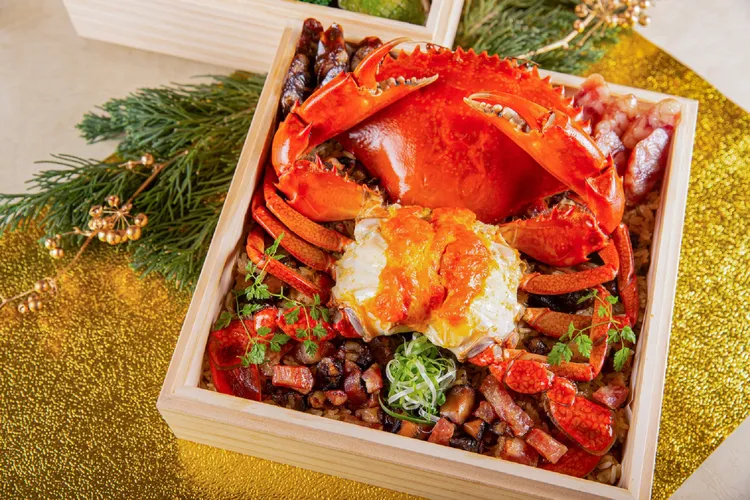 台北萬豪酒店宴客樓中餐廳「龍耀豪運 新春臻寶盒」。業者提供