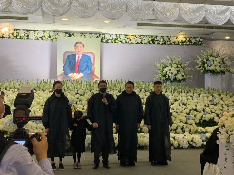 謝國樑父親舉辦告別式。記者葉先鵬攝