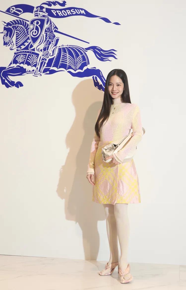 曾之喬替BURBERRY在新光三越Diamond Towers專門店的開幕站台。彭欣偉攝