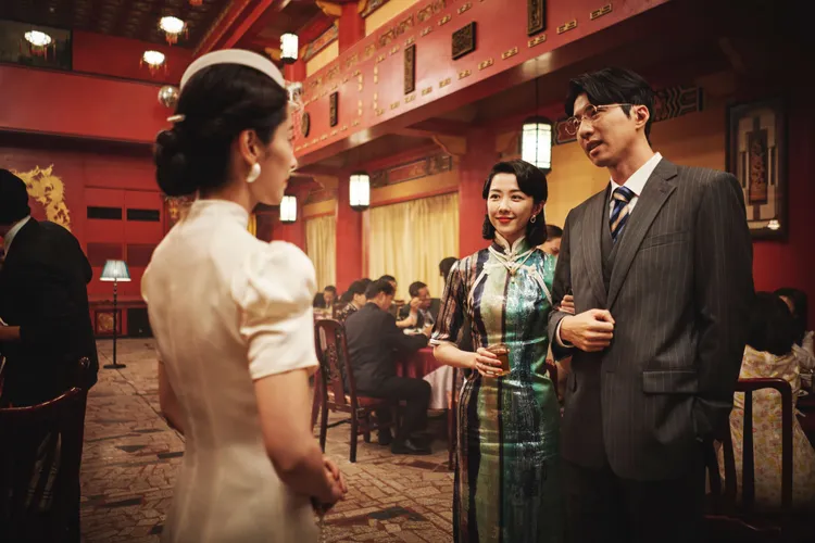 田中千繪（左起）、邵雨薇、傅孟柏有複雜商場情場三角關係。欣蘭企業提供