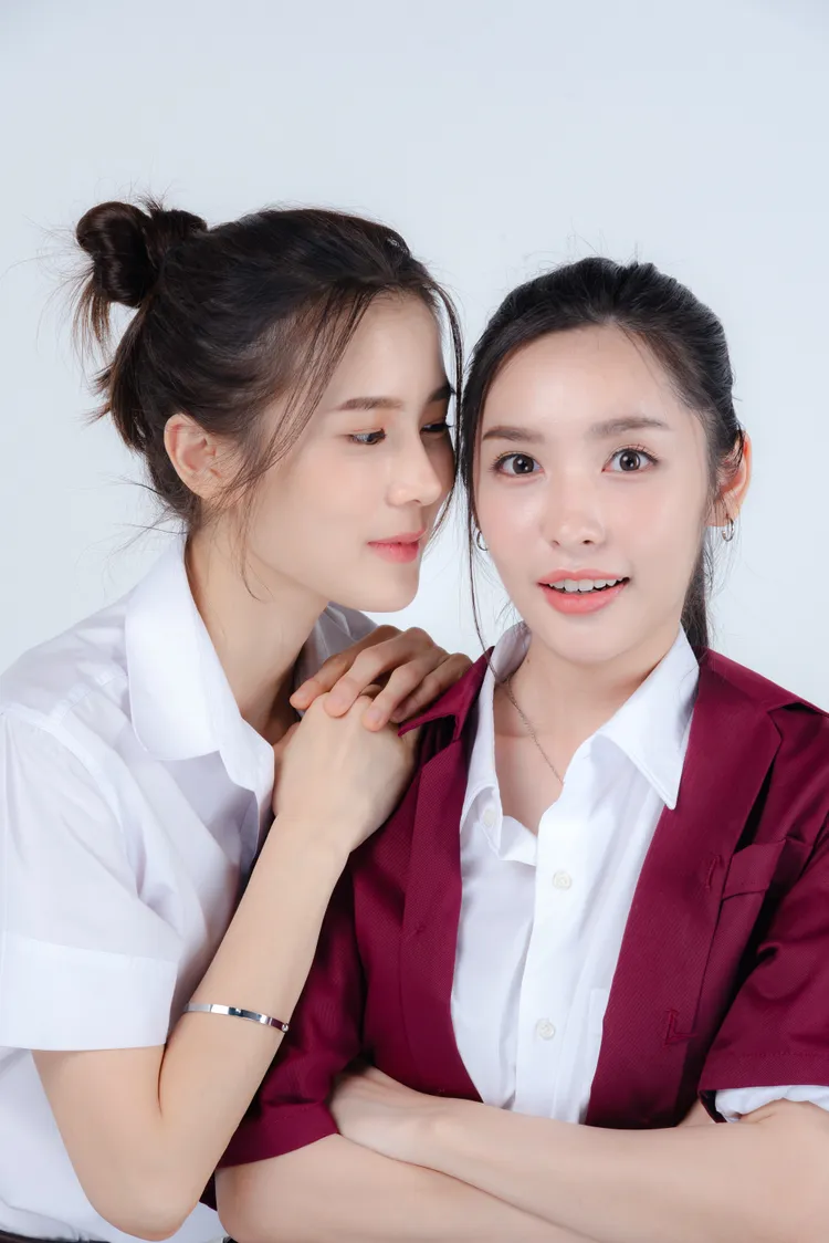 Lookkaew（右）、Anda在《學姐可以愛我嗎》是一對。大國文化提供