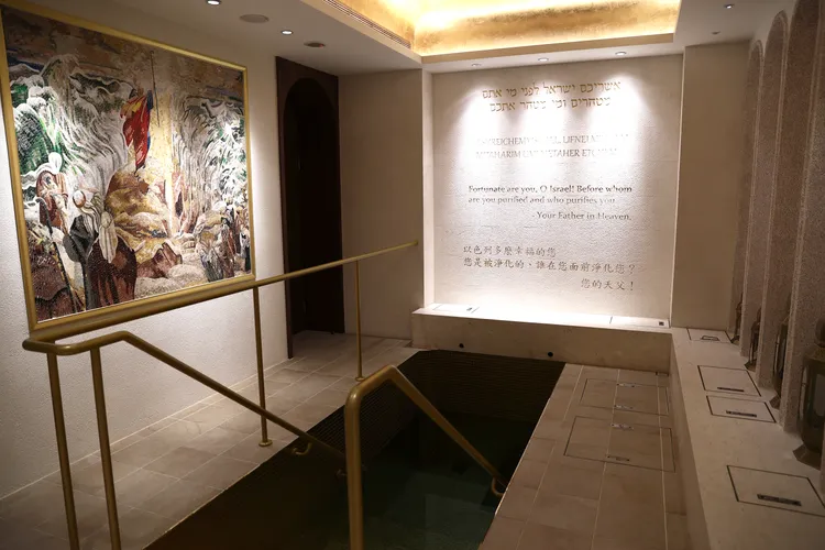 坣娜帶領《壹蘋》的鏡頭，讓讀者一窺全台首座浸禮堂的全貌。彭欣偉攝