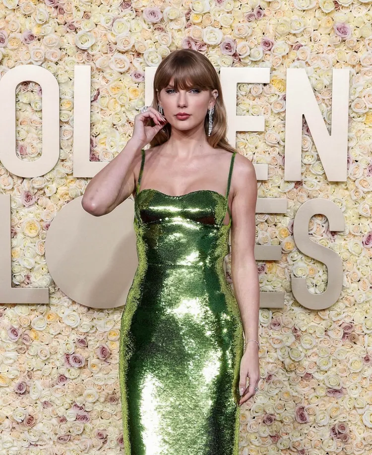 泰勒絲火辣出席金球獎。翻攝goldenglobes IG