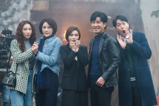 傅子純、吳婉君衝進火場 驚險畫面曝光