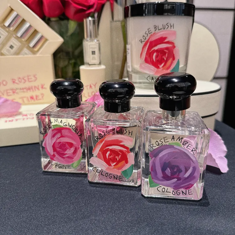 2024限量版玫瑰星玉蘭香水（左起）、胭紅玫瑰香水、琥珀玫瑰香水，各50ml／4050元。張家玲攝