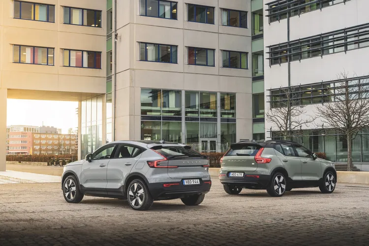 Volvo電動車系列的XC40 Recharge車系銷售大幅成長101%，C40 Recharge車系亦銷售417台、年增率687%。原廠照片