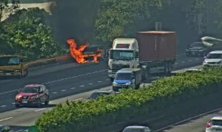 現場火勢。國道警方提供