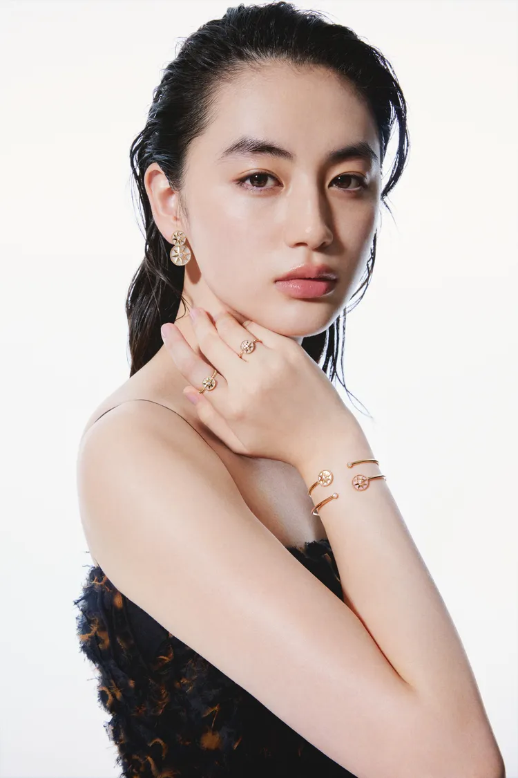 日本女星八木莉可子成為DIOR在日本的時尚與珠寶品牌大使。品牌提供