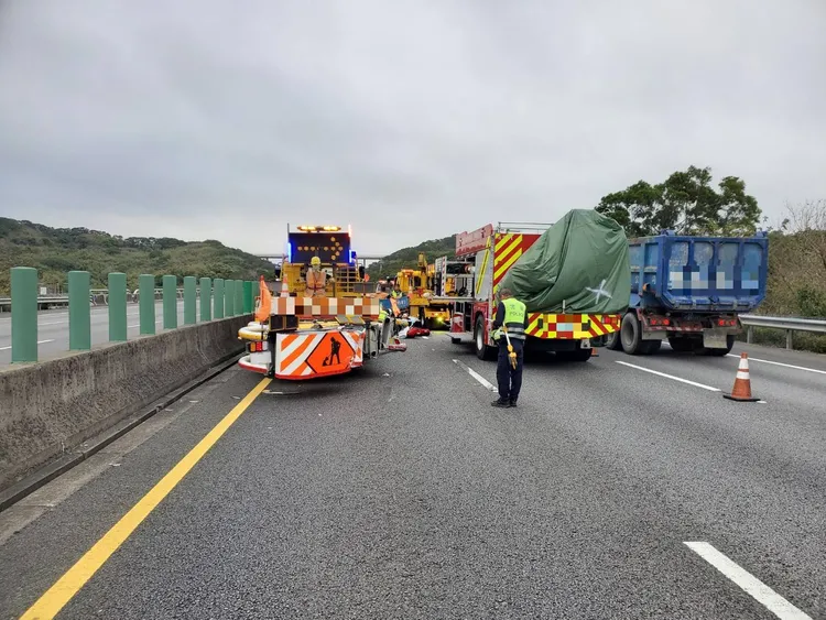 車禍發生後於50分鐘後排除。警方提供