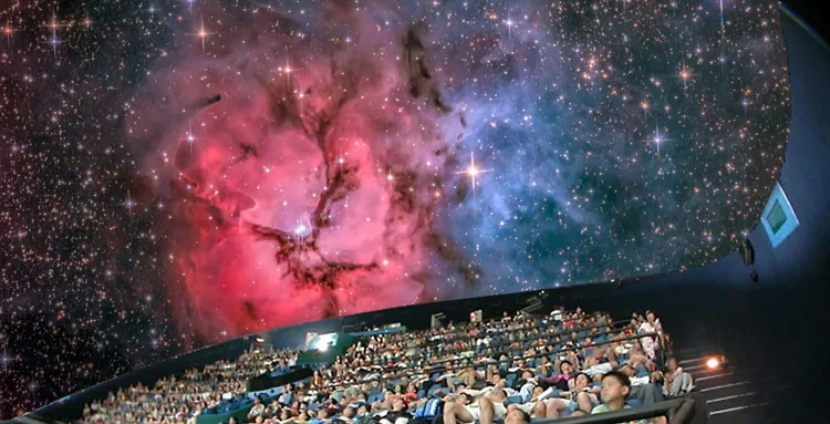 台北市立天文館內的宇宙劇場。圖取自天文館官網