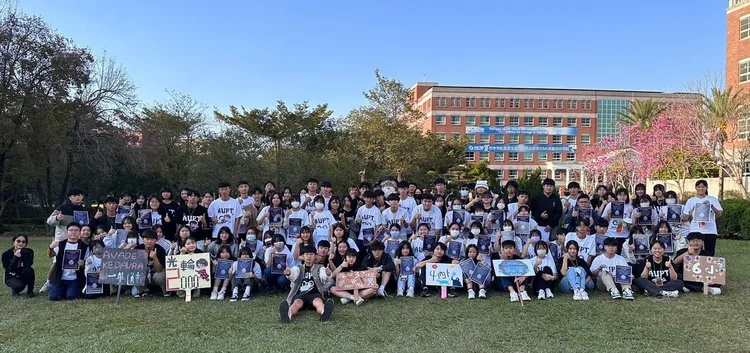 亞大提供獎學金不手軟，至今已有6名學生領取360萬元的「捨頂大念亞大」獎學金。校方提供