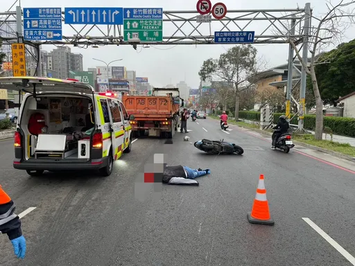 年前憾事!竹北砂石車擦撞機車 騎士倒地遭輾爆頭亡
