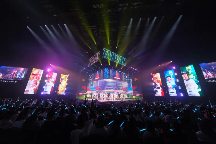 節目於北流錄製，這也是北流首次有職棒選手與啦啦隊站上舞台。文總提供