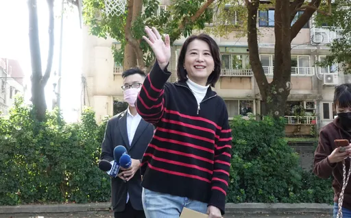 王鸿薇点名3人轰「民主基金会拿来自肥」 民进党回应了