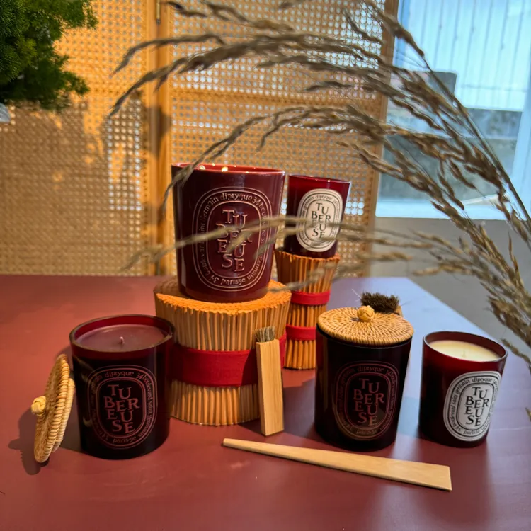 2024限量晚香玉香氛蠟燭190g／2100元、300g（含燭蓋）／4100元。張家玲攝