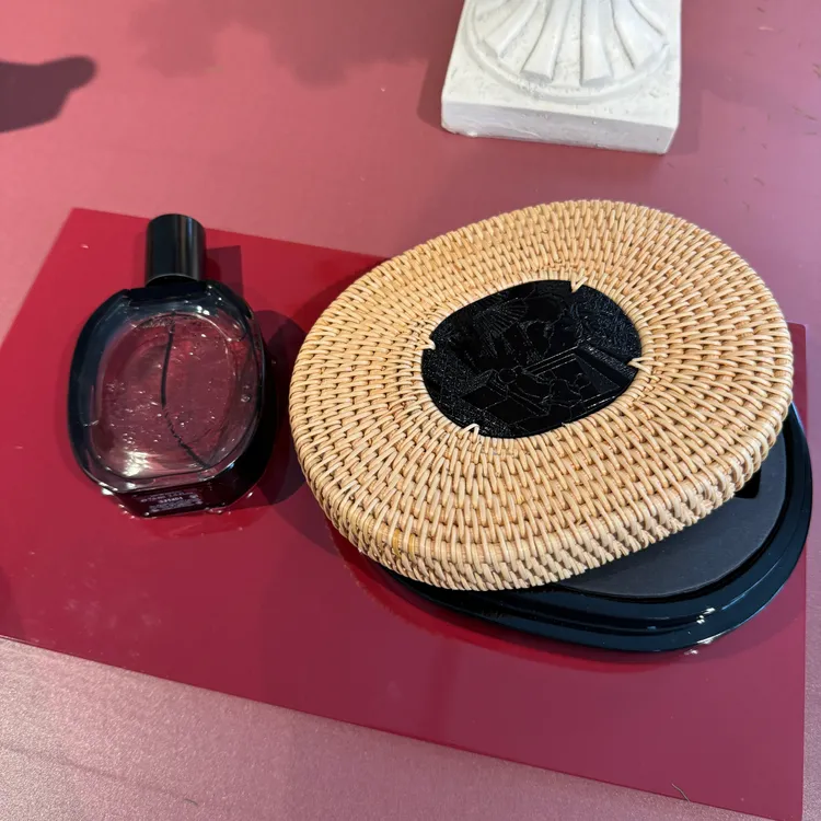 2024限量杜桑淡香精禮盒僅在品牌旗艦店販售，75ml／9300元。張家玲攝