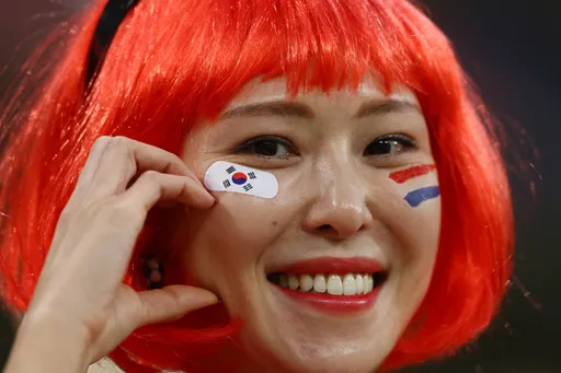 高清!高麗妹足球加油團寫真集 可惜南韓輸得難看、孫興慜道歉