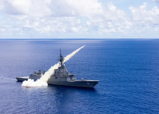 箭指中國 澳洲配合AUKUS核潛艦翻倍擴增水面艦