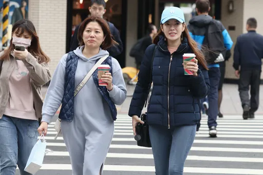 大陆冷气团闹元宵!三地愈晚愈湿冷 下周这天冻到10°C