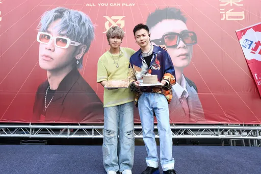 鼓鼓蕭秉治「GX」高雄簽票撒紅包 暗藏限量驚喜大禮粉絲嗨翻