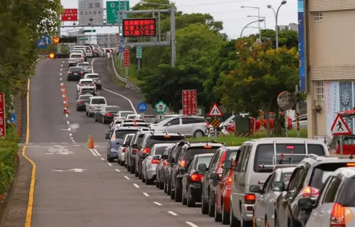 初三好天气估车潮涌出!省道12地雷路段 日月潭、北港上榜