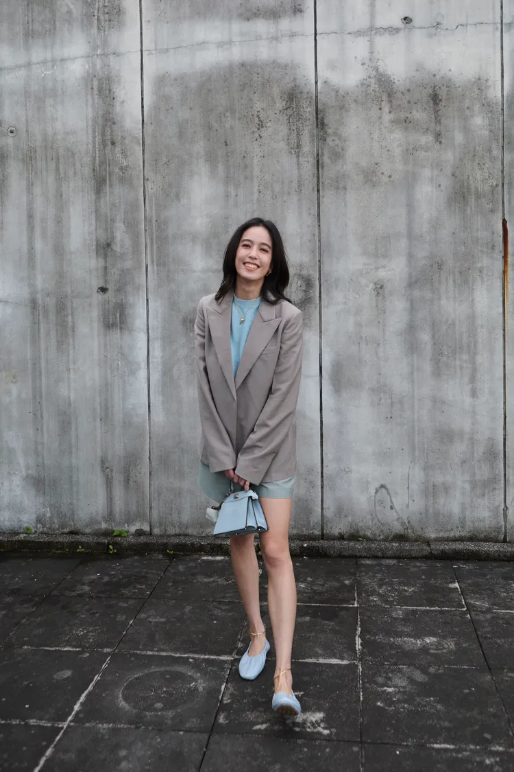 陳庭妮演繹FENDI 2024春夏女裝，腳踩的FENDI Filo芭蕾舞鞋也是本季最新設計。品牌提供