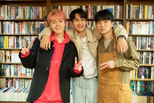 黃氏兄弟瑋瑋首曝感情故事 MV真實還原「餵草莓」一幕