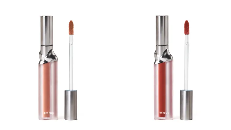 情人節推薦色（左起）溫柔粉色#112、玫瑰珊瑚色#350。品牌提供