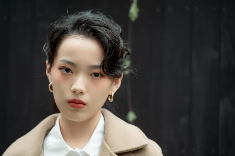 Model以Byredo唇霧演繹情人節妝容。品牌提供