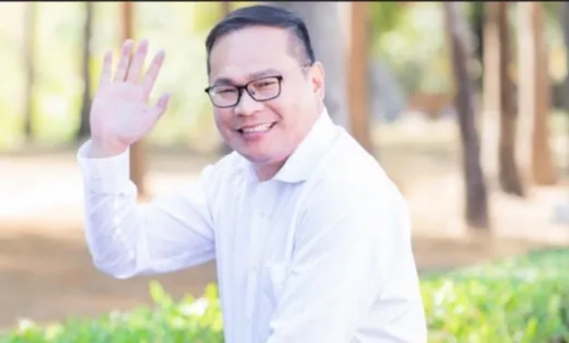 王義川心目中女神是丁國琳。翻攝王義川臉書