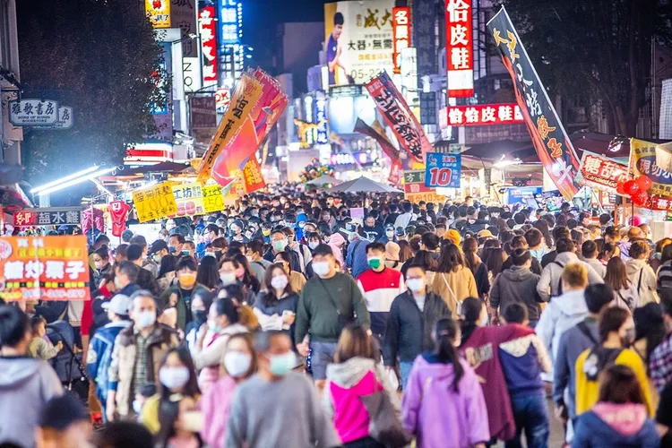 嘉義市每逢假日常見觀光人潮。市府提供