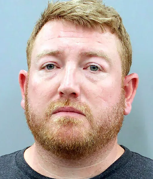 忽然關心老婆有沒有喝水 原來他早就混入墮胎藥