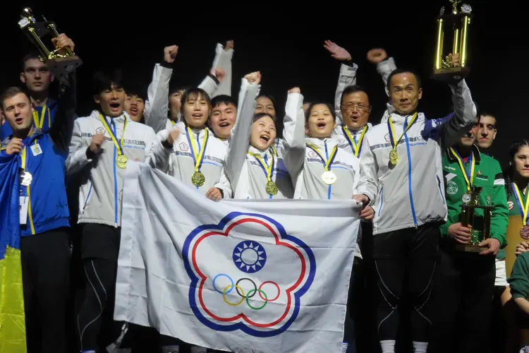 台灣拔河代表隊奪得2024世界室內拔河錦標賽U23MX560KG金牌。圖取自中華民國拔河運動協會CTTWA臉書